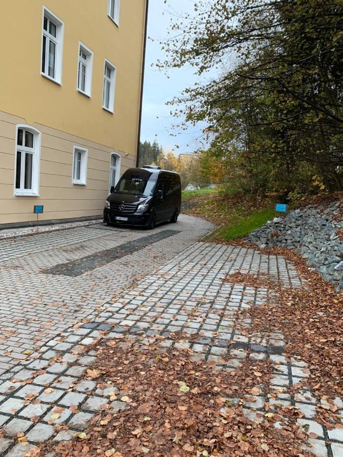 Wieko Ferienwohnungen - Luxus Pur Im Prinz Von Preussen Bad Elster Luaran gambar